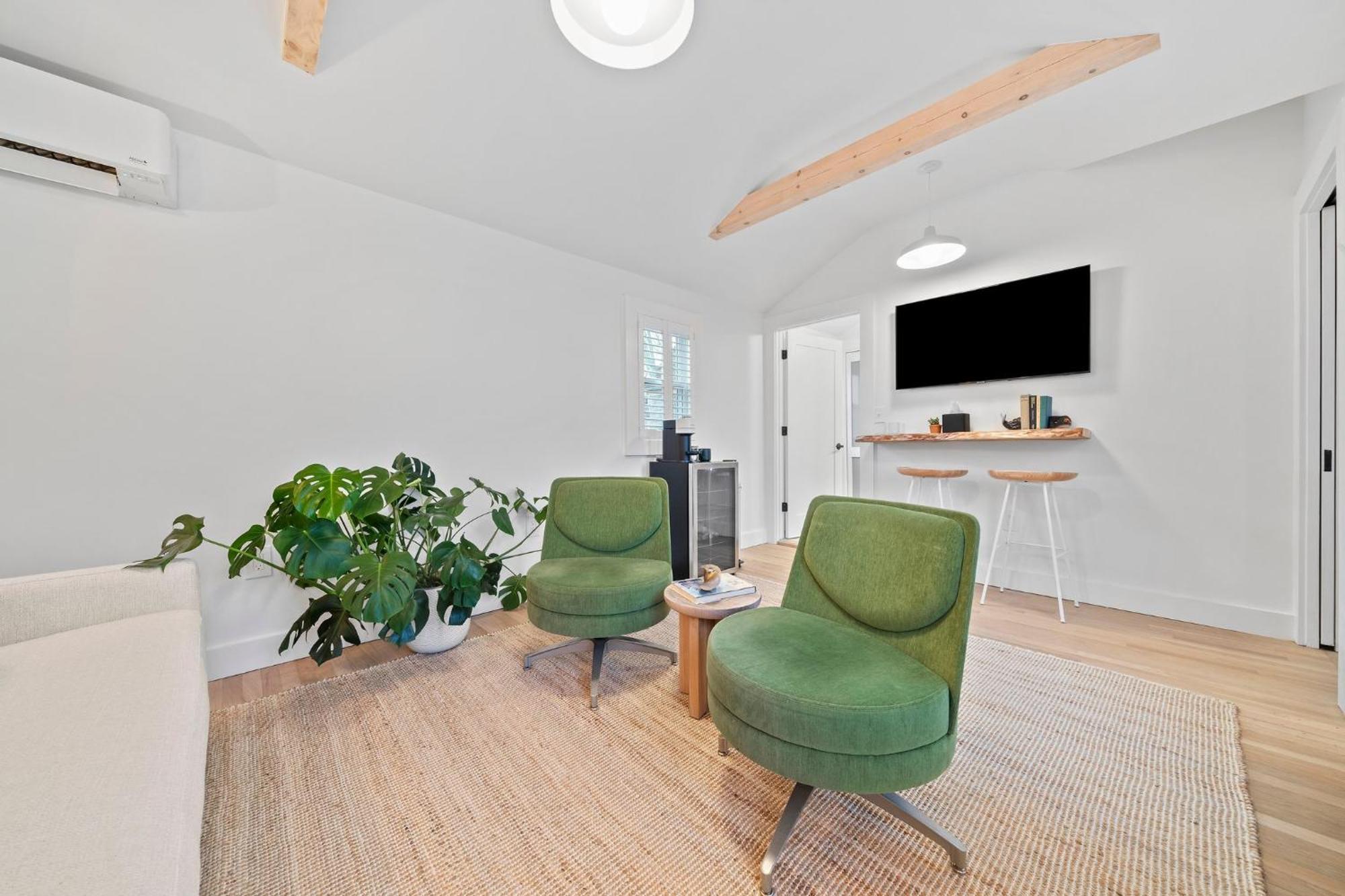 Sisu, A Boutique Motel Plymouth Buitenkant foto