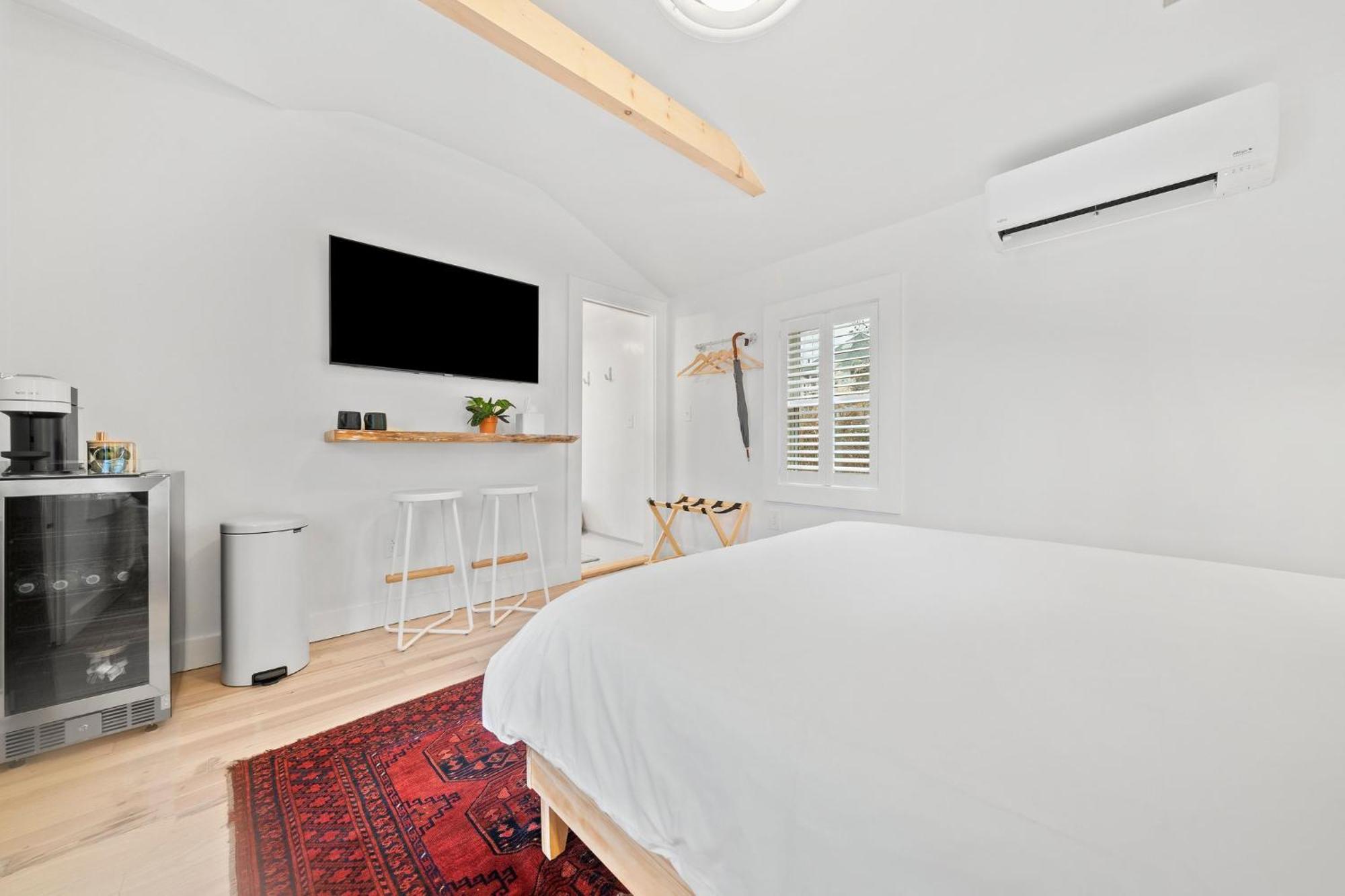 Sisu, A Boutique Motel Plymouth Buitenkant foto