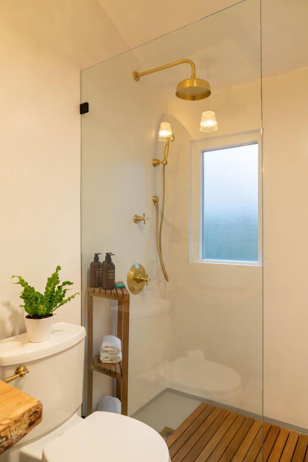 Sisu, A Boutique Motel Plymouth Buitenkant foto